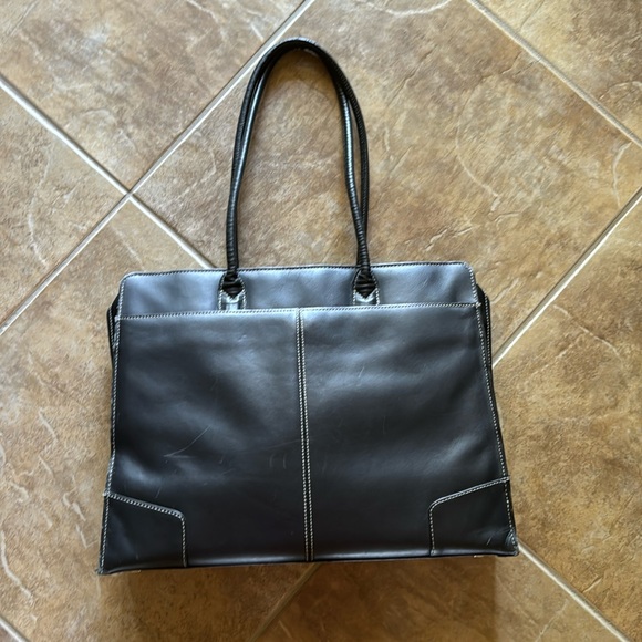 Beautiful Leather Computer Bag - Targus - Picture 1 of 9